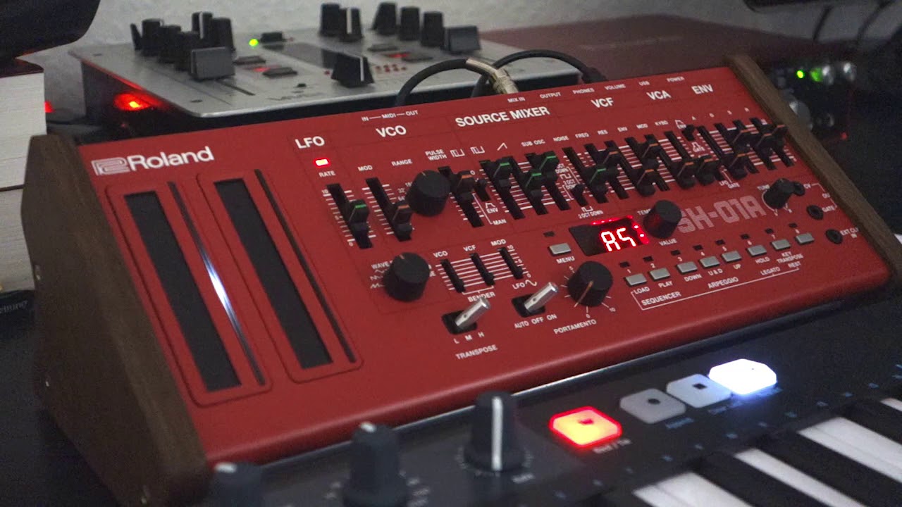 Roland SH-01A - Roygbiv Bassline - Boards Of Canada : r/synthesizers