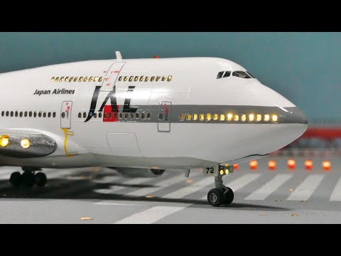 BOEING 747-400 JAL 1/200 Hasegawa Plastic airplane model - YouTube
