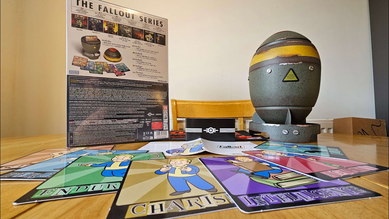 Fallout S.P.E.C.I.A.L. Anthology Unboxing - YouTube