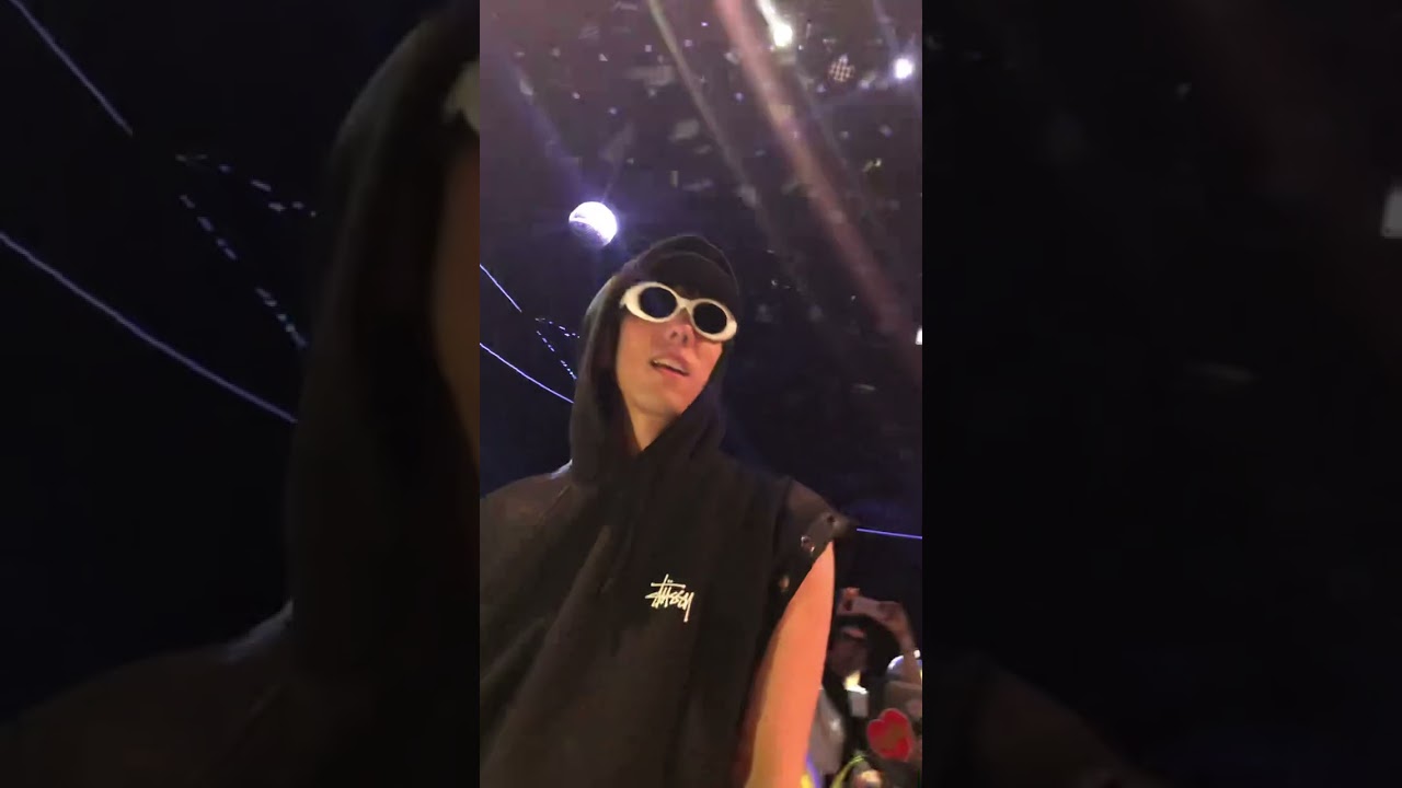 野田洋次郎 - EVERGREEN (feat. kZm) - YouTube