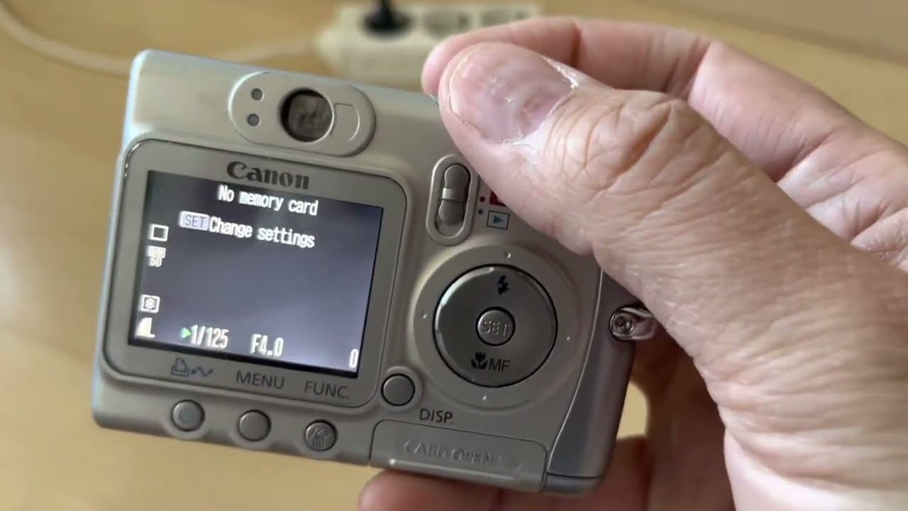 Canon PowerShot A520 retro digital digi compact camera Ai AF zoom