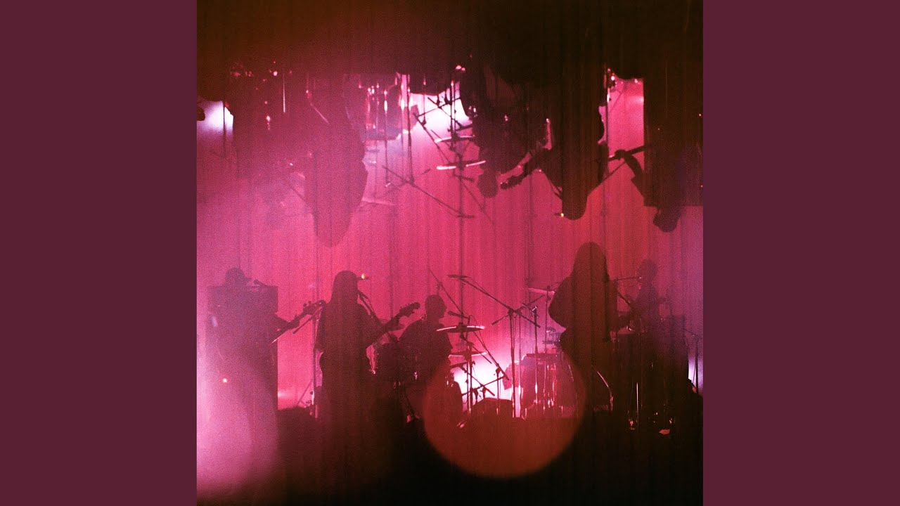 Yasashii seikatsu (Live) - YouTube