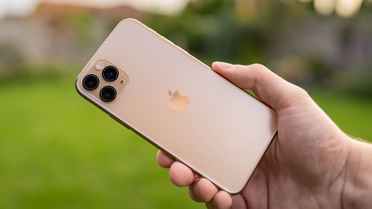 iPhone 11 Pro Gold Unboxing and First Impressions - YouTube