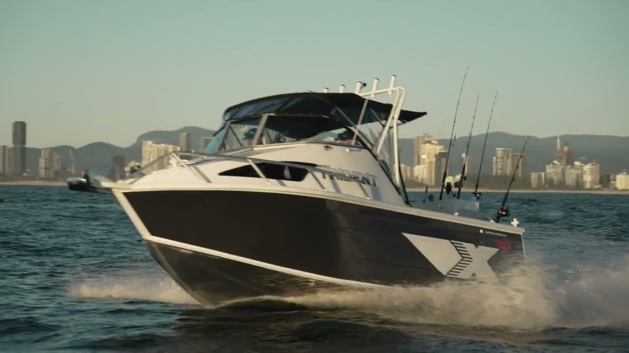 Quintrex 610 Trident Suzuki DF175APX - YouTube