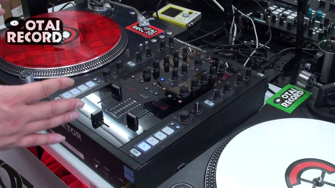 1/5] TRAKTOR SCRATCH最強ミキサー、 KONTROL Z2!! 背面編 - YouTube