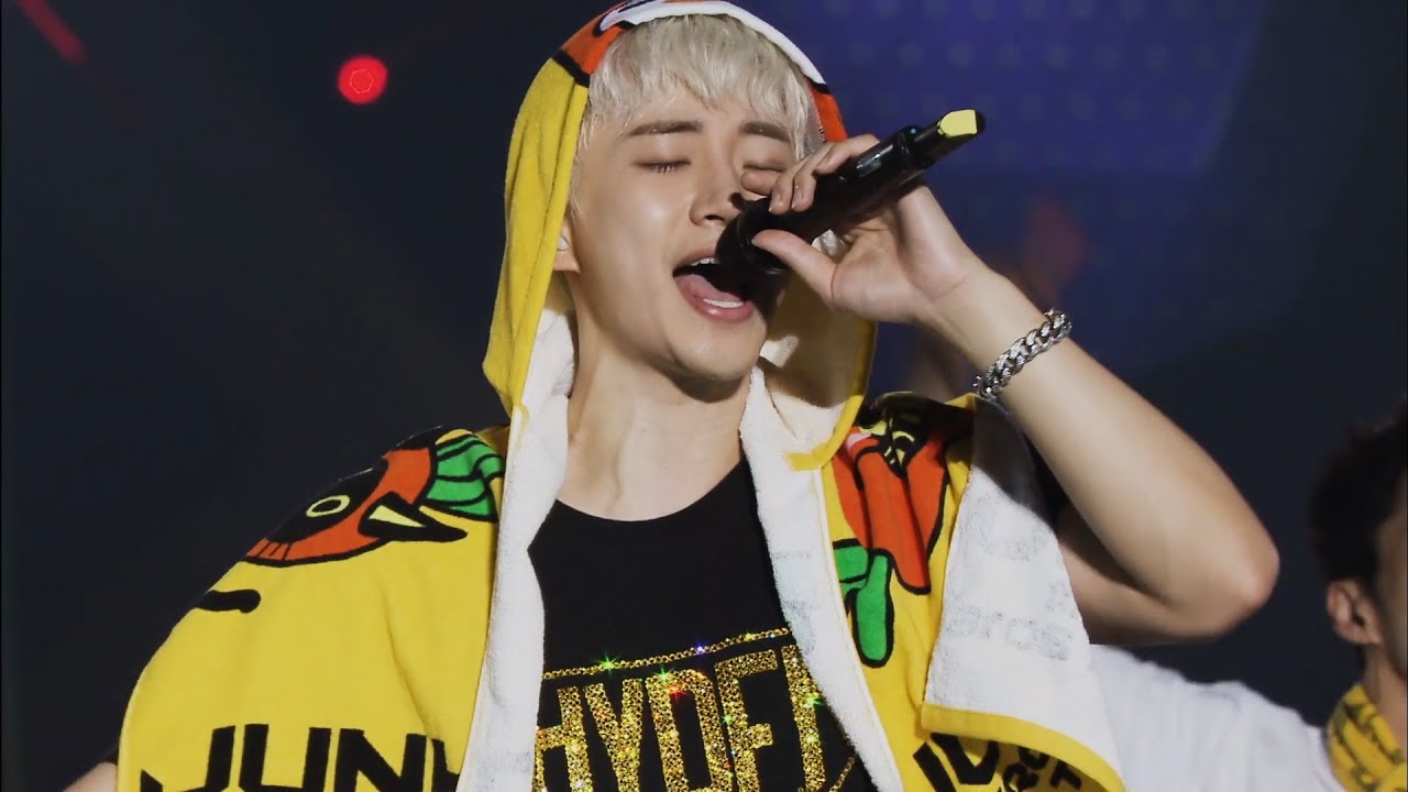 Junho (from 2PM) Set Me Free 「 Solo Concert 2016 'HYPER' 」 - YouTube
