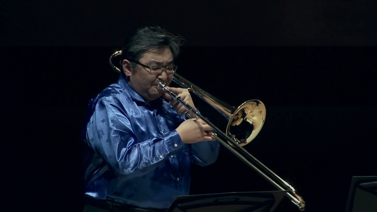 トロンボーン四重奏のための組曲「砂の丘を越えて」：高嶋圭子 [トロン