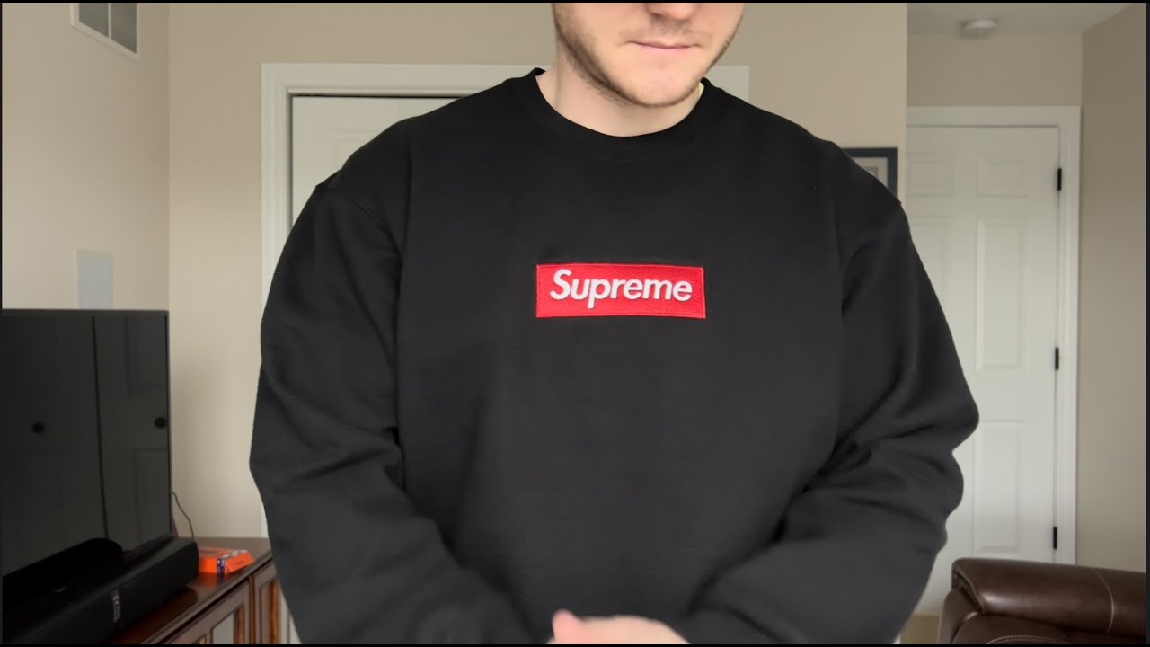 SUPREME BOX LOGO FW 22 CREWNECK REVIEW/SIZING ADVICE - YouTube