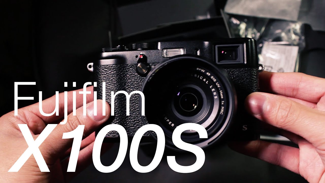 Fujifilm X100s (Black) Unboxing - YouTube