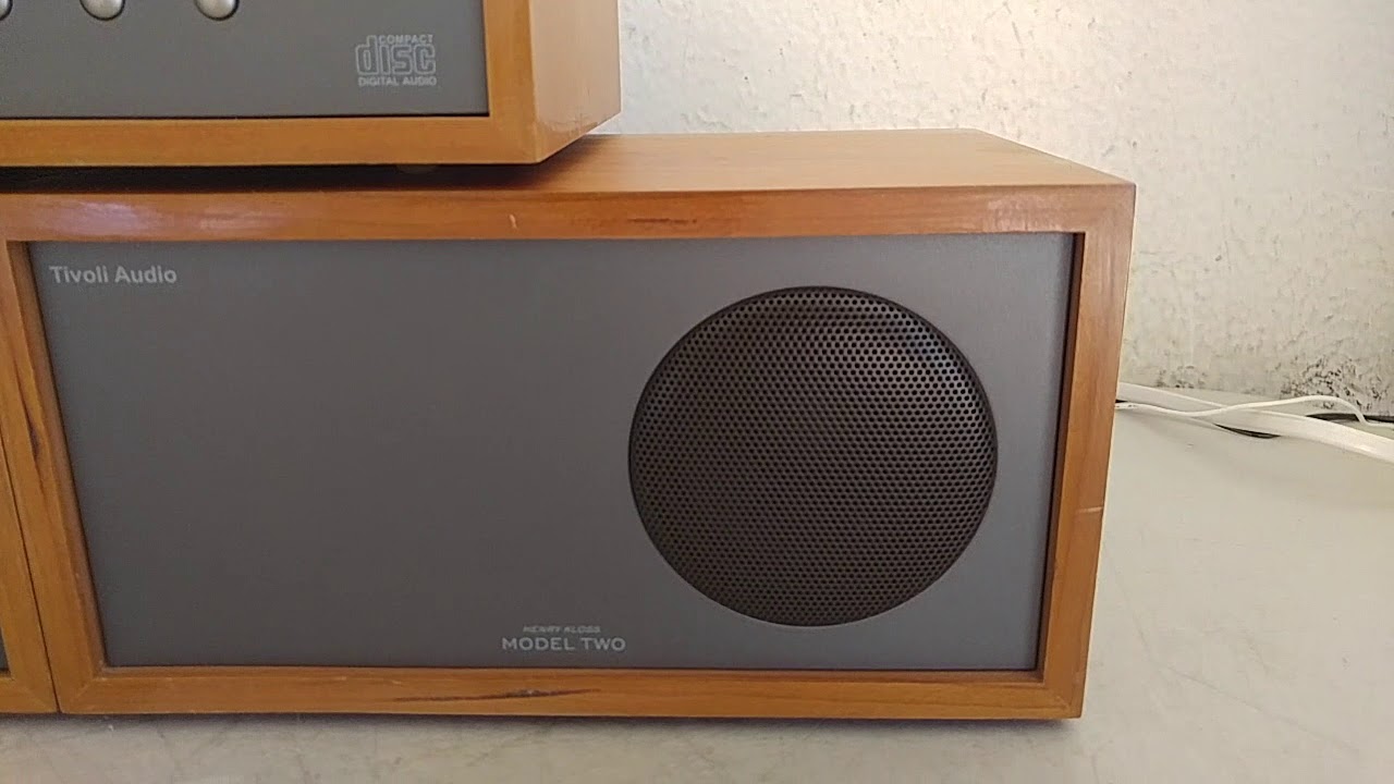 Tivoli Audio Henry Kloss (Model Two) with CD Player Demo - YouTube