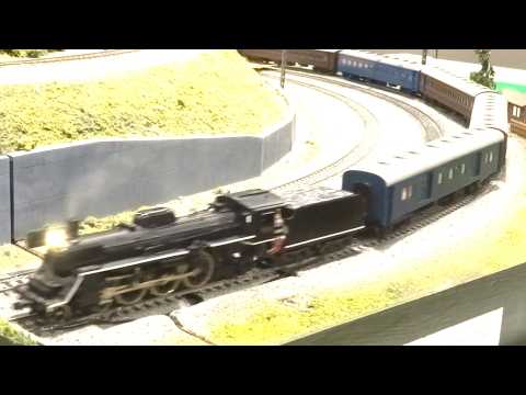 HOゲージ、蒸気機関車、C57型＋旧型客車6輌、走行動画 - YouTube