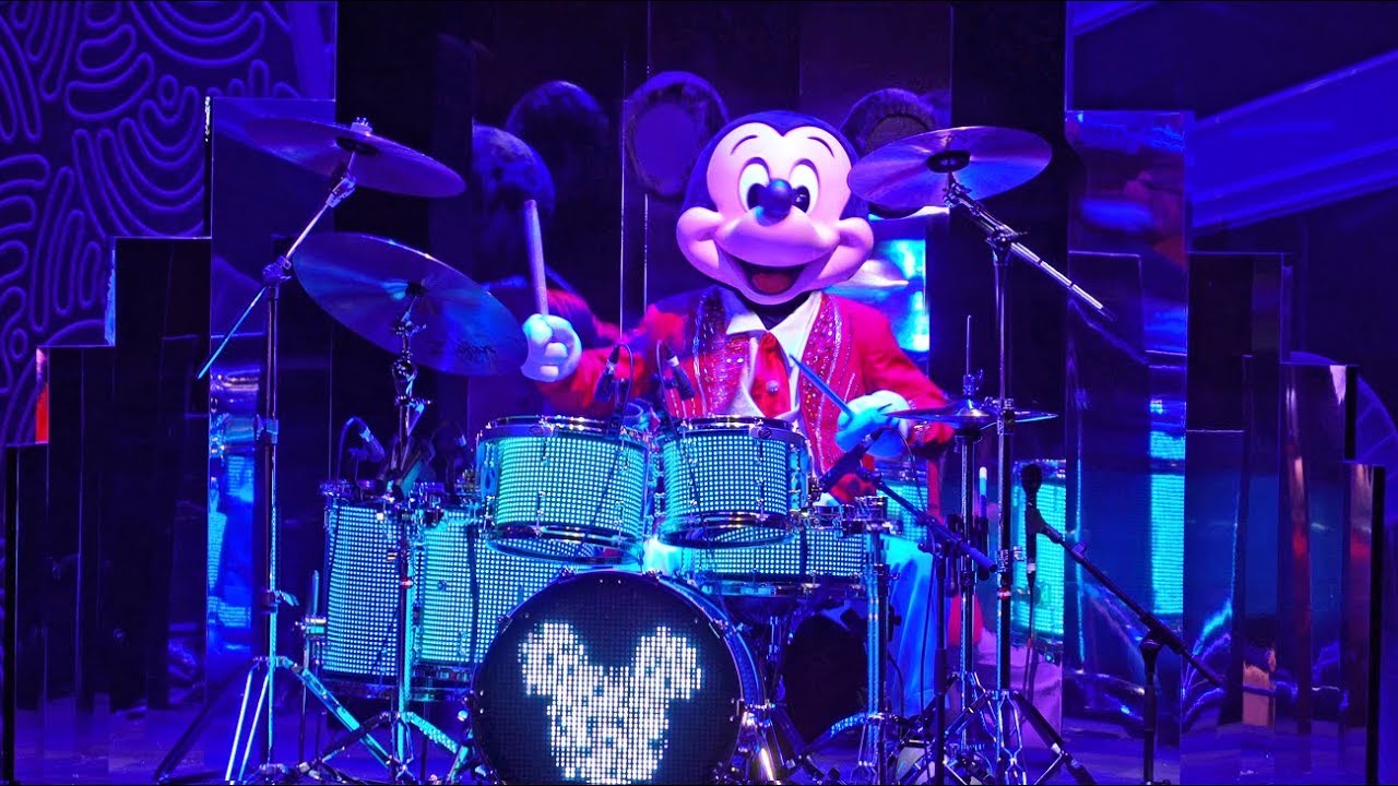 4K] Mickey's Christmas Big Band 2018 - Walt Disney Studios Park