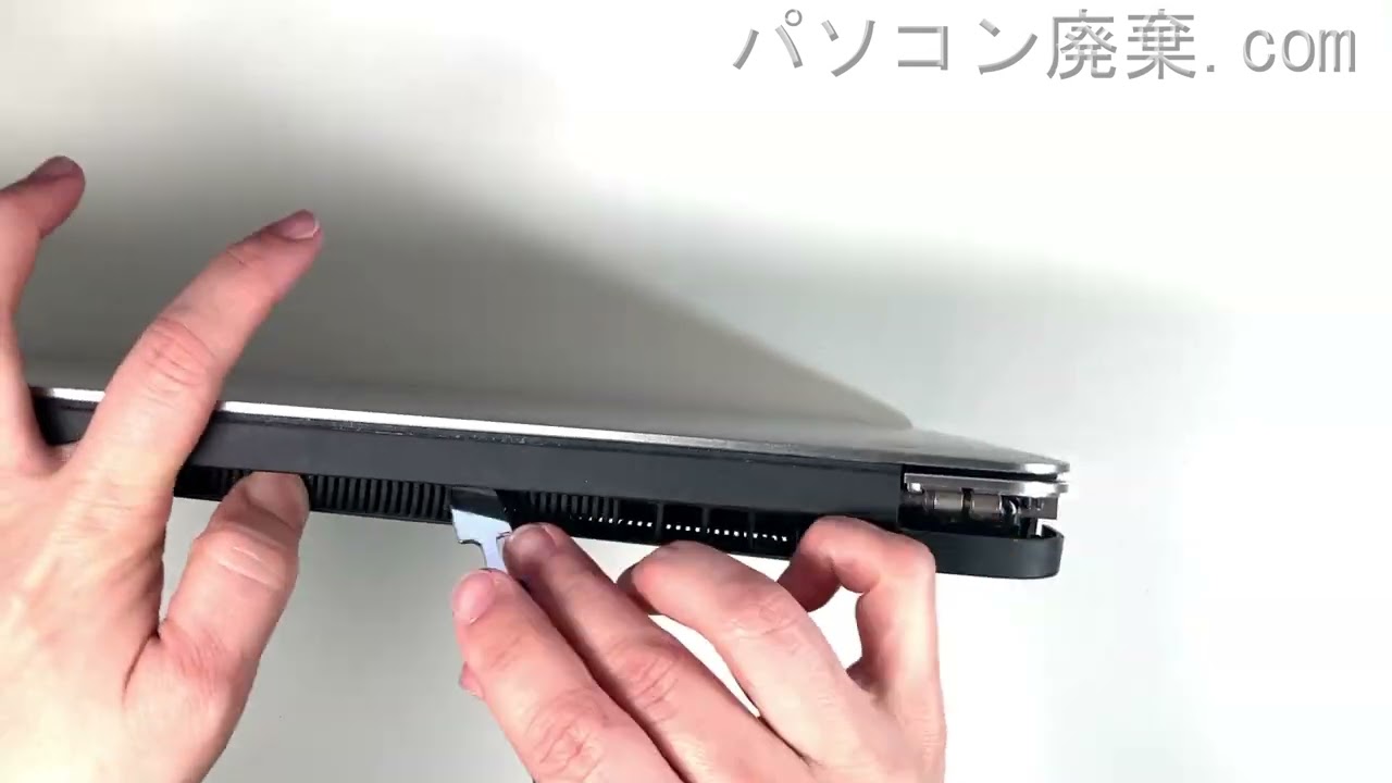 DELL【XPS 13 9333】の分解方法（Disassembly method） - YouTube