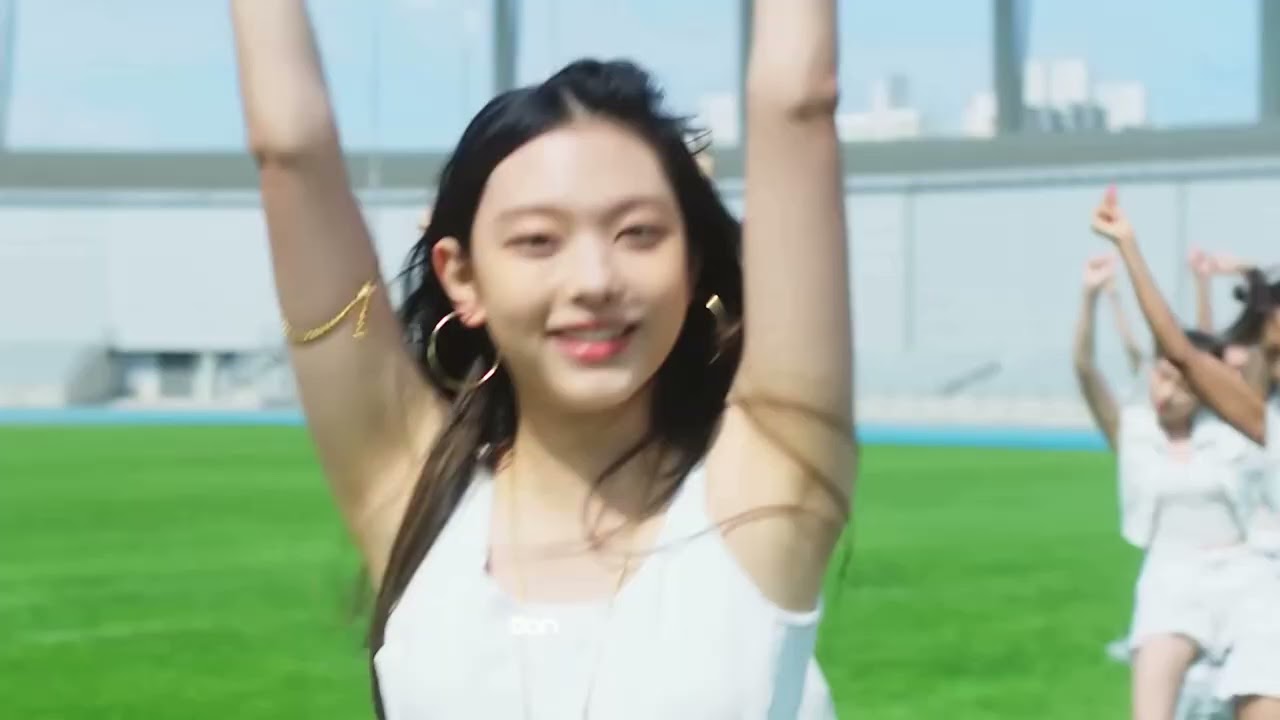 MV] NewJeans - Attention (Performance ver.)（日本語字幕） - YouTube