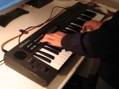 ROLAND ALPHA JUNO-1 Analog Synth 1985 | DEMO - YouTube