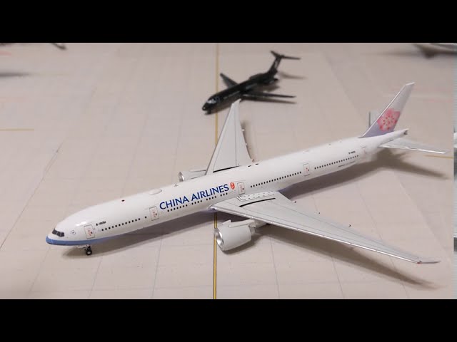 Aviation 400 China Airlines 777-300ER Model Review - YouTube