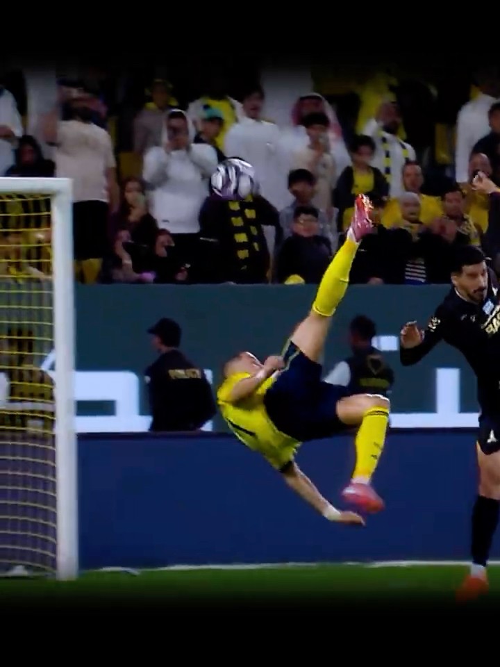 クリスティアーノ・ロナウド（40） - YouTube