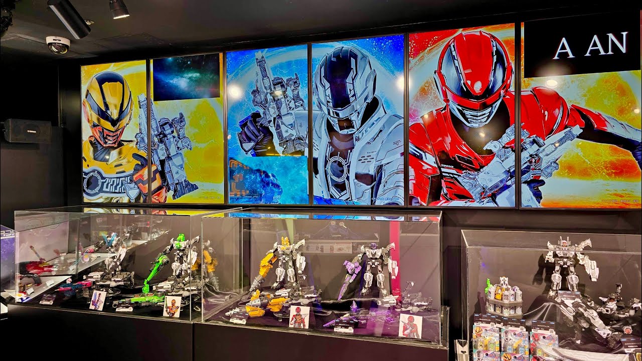 The first display of DX toys released in March! I also saw the