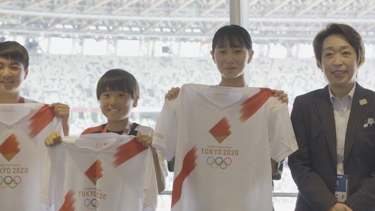 東京2020オリンピック聖火リレー 開会式を走った東北の子供たち - YouTube