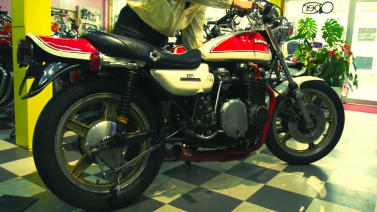 MISTY（ミスティ）のZ2 直管サイレンサーの音 - YouTube