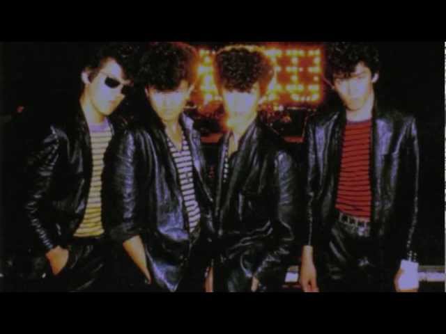 紅麗威甦 - ぶっちぎりROCK'NROLL - YouTube