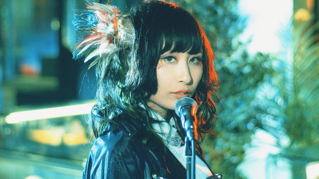 嘘とカメレオン「パプリカはポストヒューマンの夢を見るか」MV - YouTube