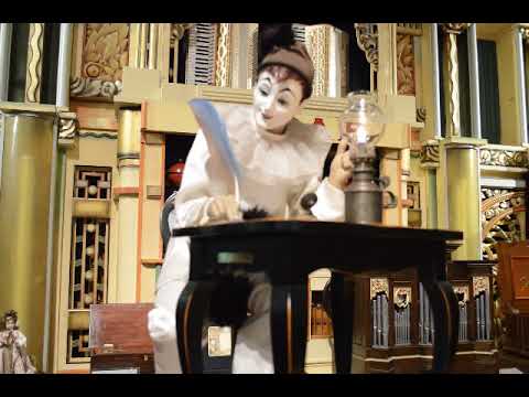 自動人形エクリヴァン - YouTube