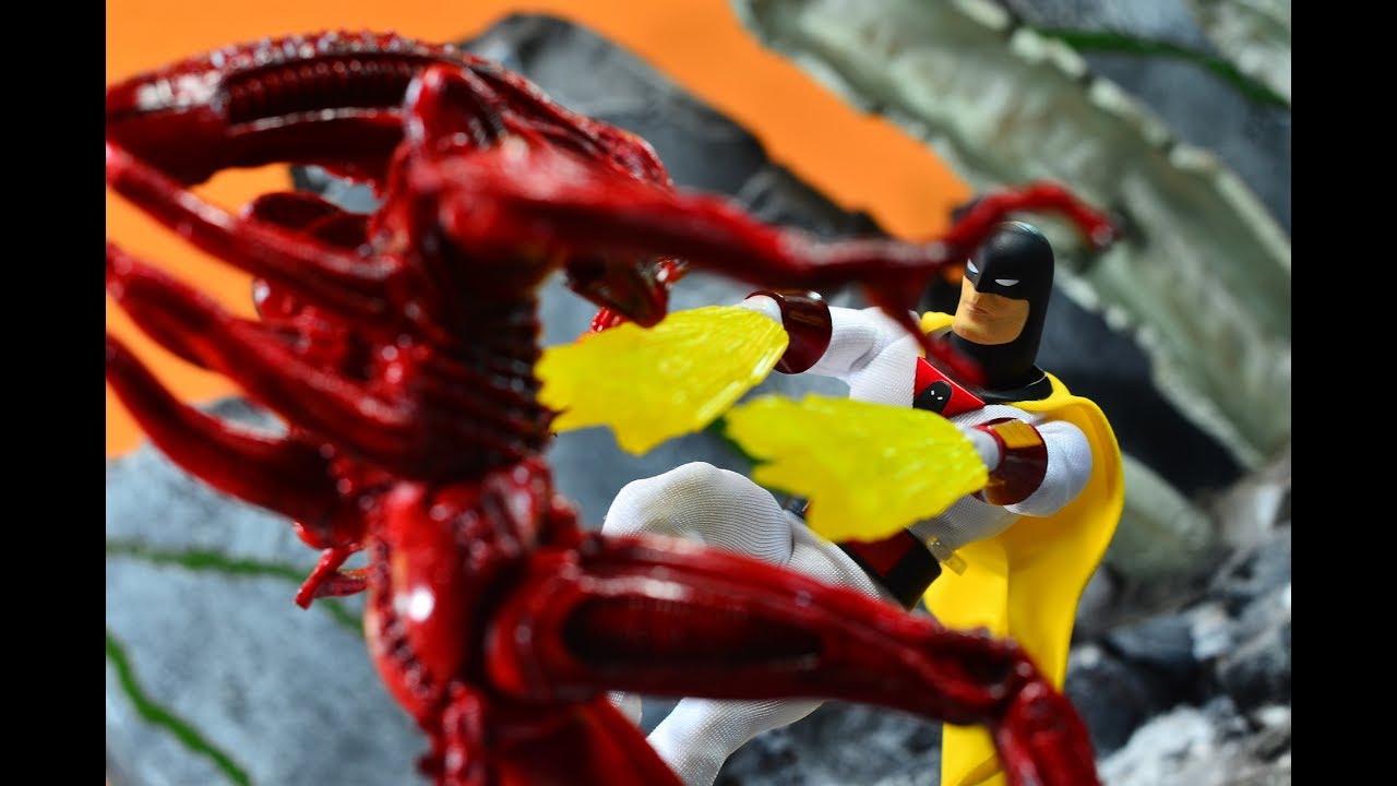 Mezco One:12 Collective Space Ghost Review - YouTube