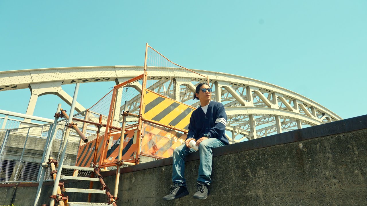 KURO - 光 - 【Official Music Video】 - YouTube