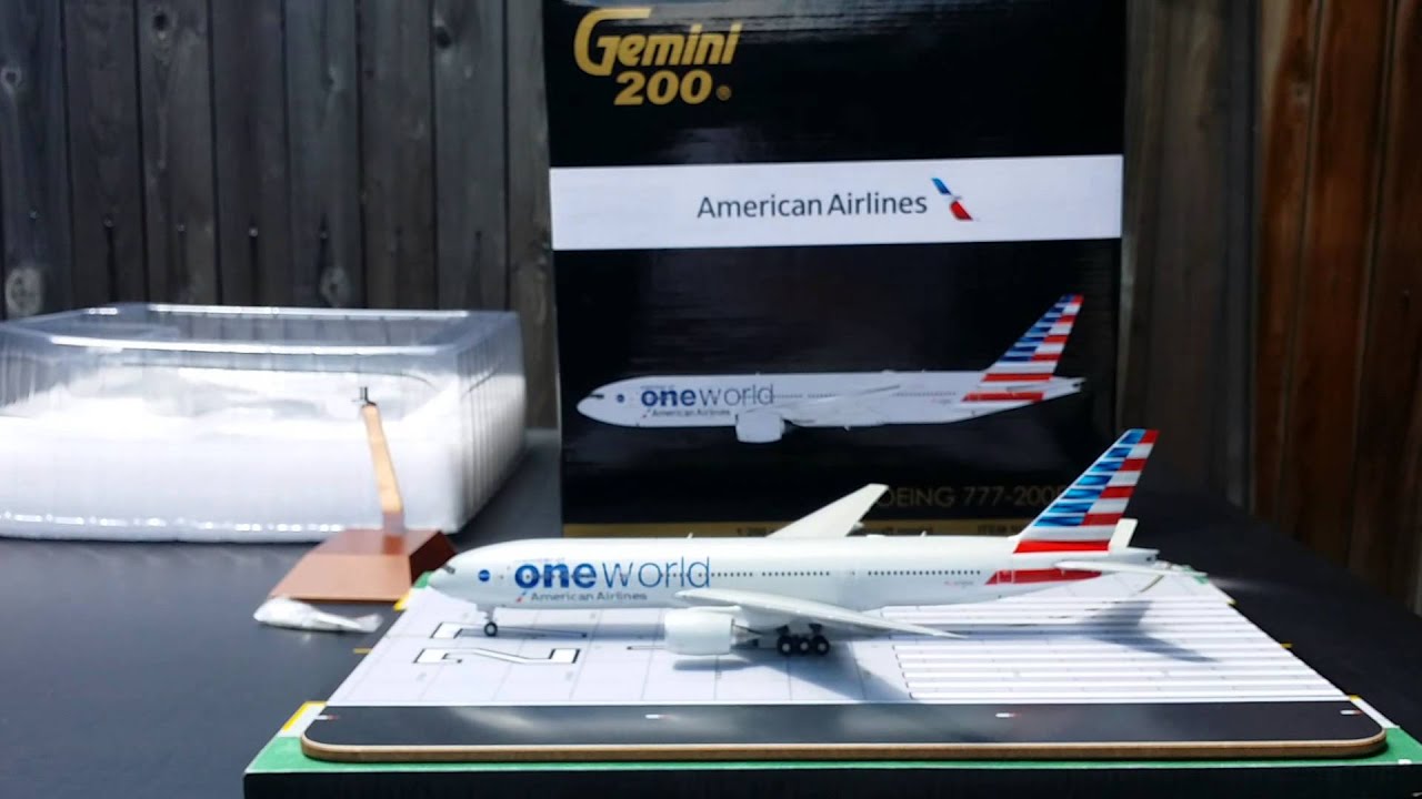 Gemini 200 American Airlines B777-200ER(OneWorld) - YouTube