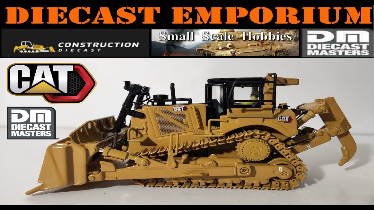 1:50 Scale Diecast Masters CAT D8T Track-Type Tractor with 8U
