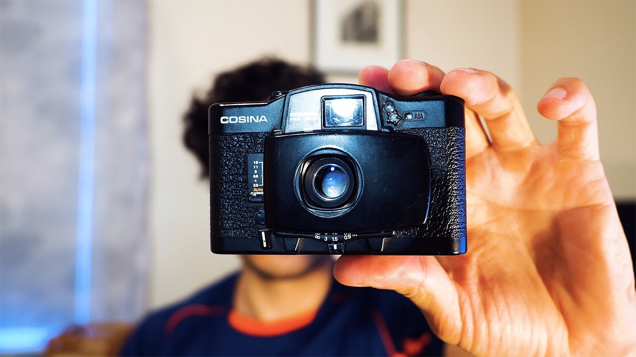35mm compact camera: Cosina CX-2 - YouTube