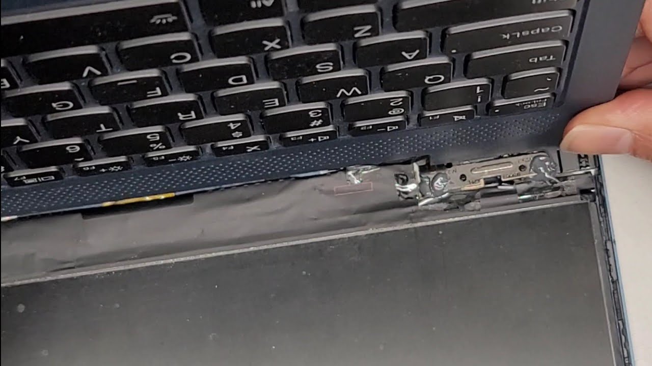 Lenovo IdeaPad 5 15IIL05 15ITL05 JB Weld Faulty Flawed Hinge