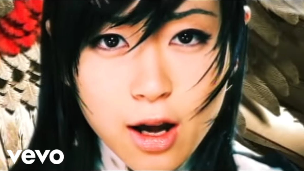 宇多田ヒカル - SAKURAドロップス - YouTube