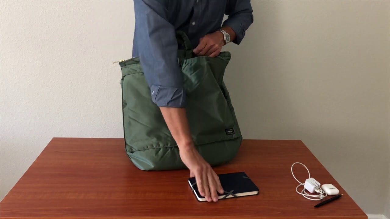 ➤Porter Yoshida Tanker 2 Way Helmet Bag Review - YouTube
