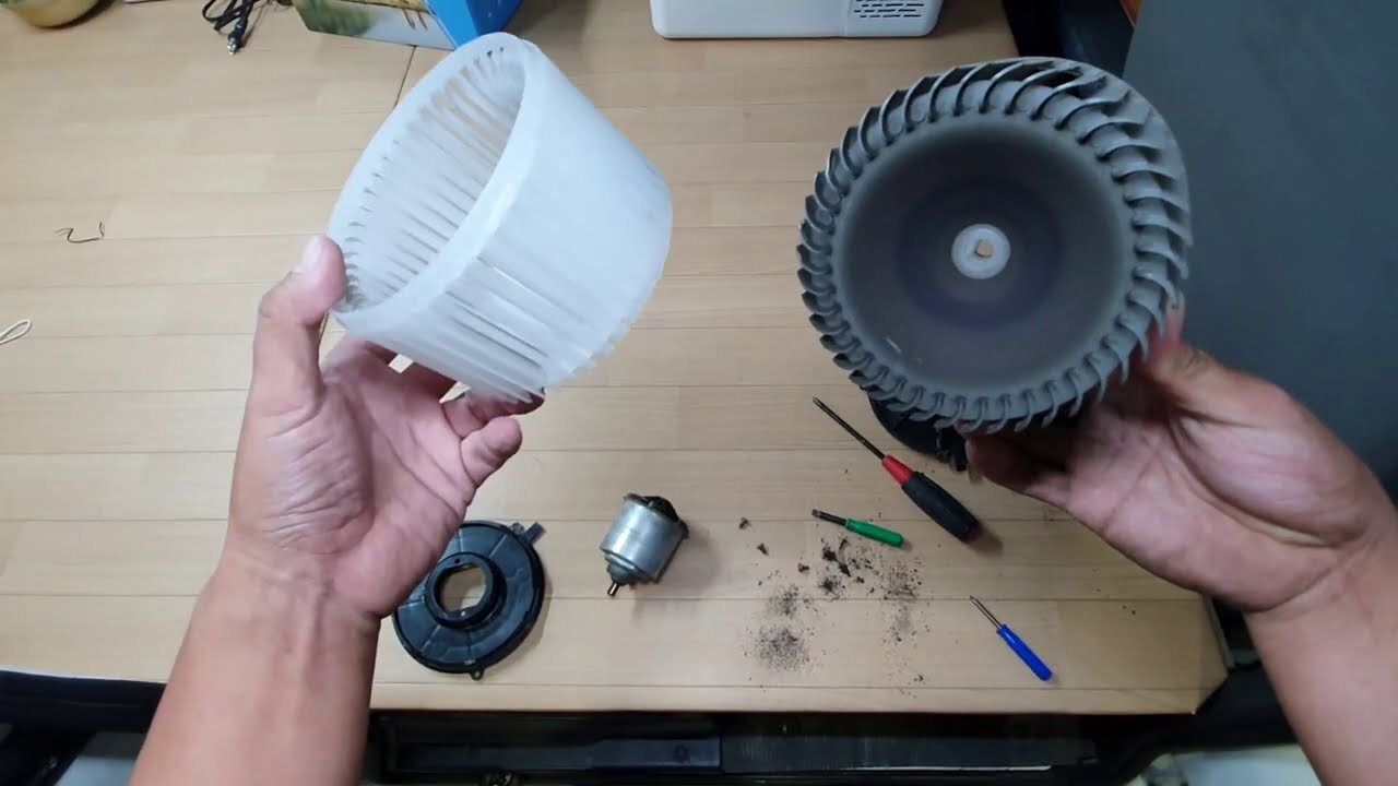 蹴ったら直る7万円の軽のエアコンモーターを中古パーツで修理してみた