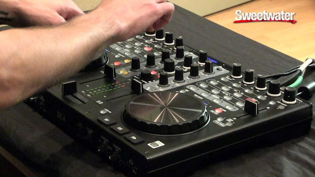 Stanton DJC.4 USB DJ Controller Demo - Sweetwater Sound - YouTube