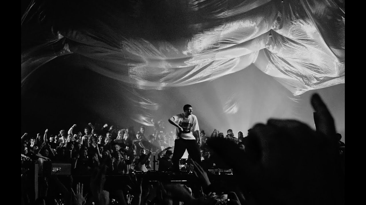 USB002 [2LP VINYL] 2枚組アナログレコード/Fred again../フレッド