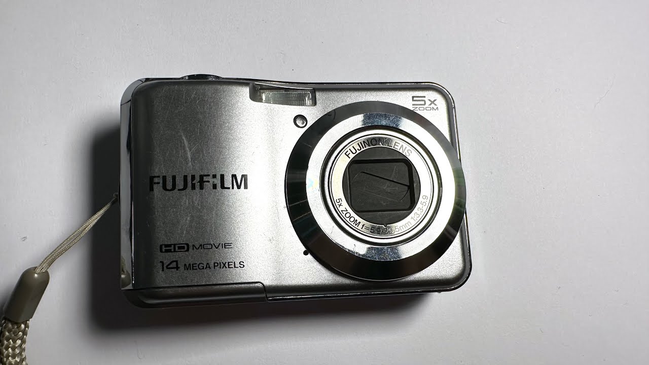 Fujifilm AX600 Silver - YouTube
