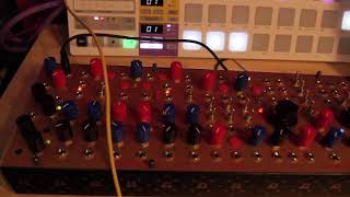 モジュラーシンセで作るクラブミュージックの深層世界 Endorphin.es