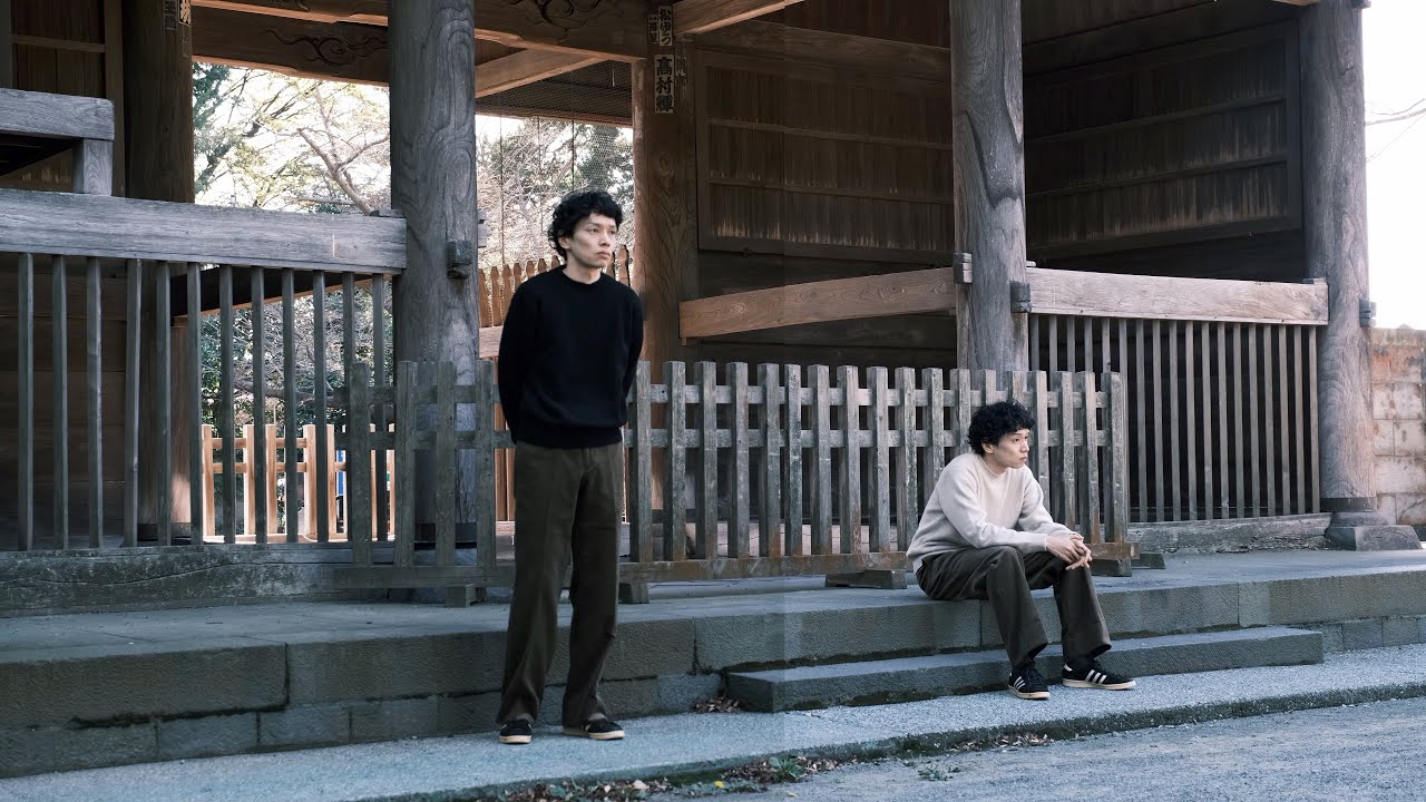 COMOLI 23aw】ラムズウールクルーネックニット超万能説 - YouTube