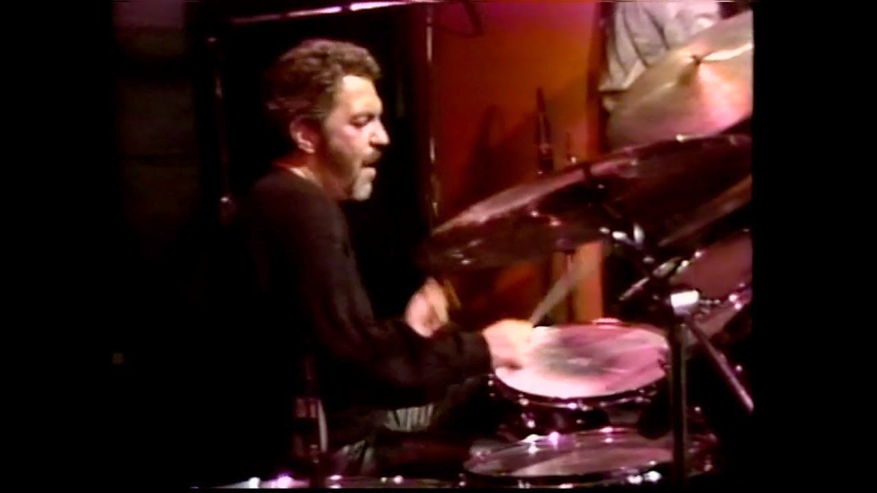 ザ・ガッド・ギャング / ライブ・アット・ピット・イン 1988 - YouTube