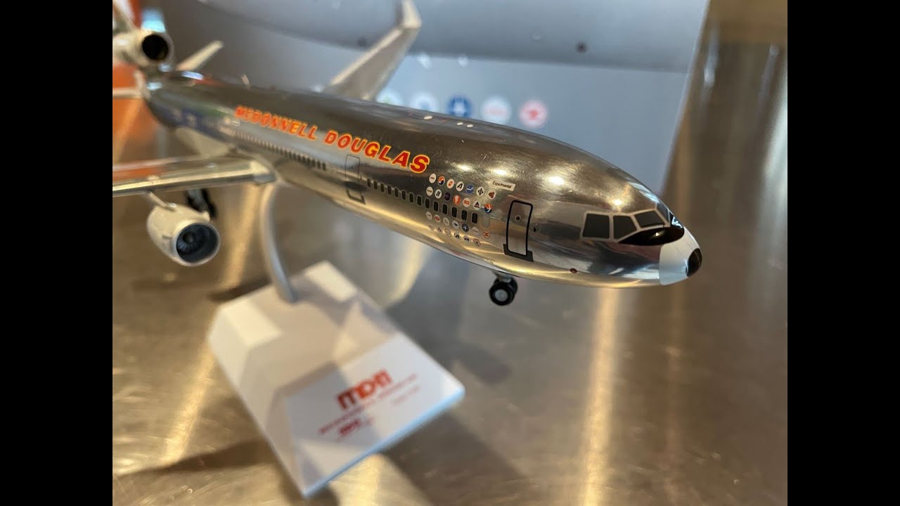 McDonnell Douglas MD11, N111MD Polished roll out livery, JC Wings