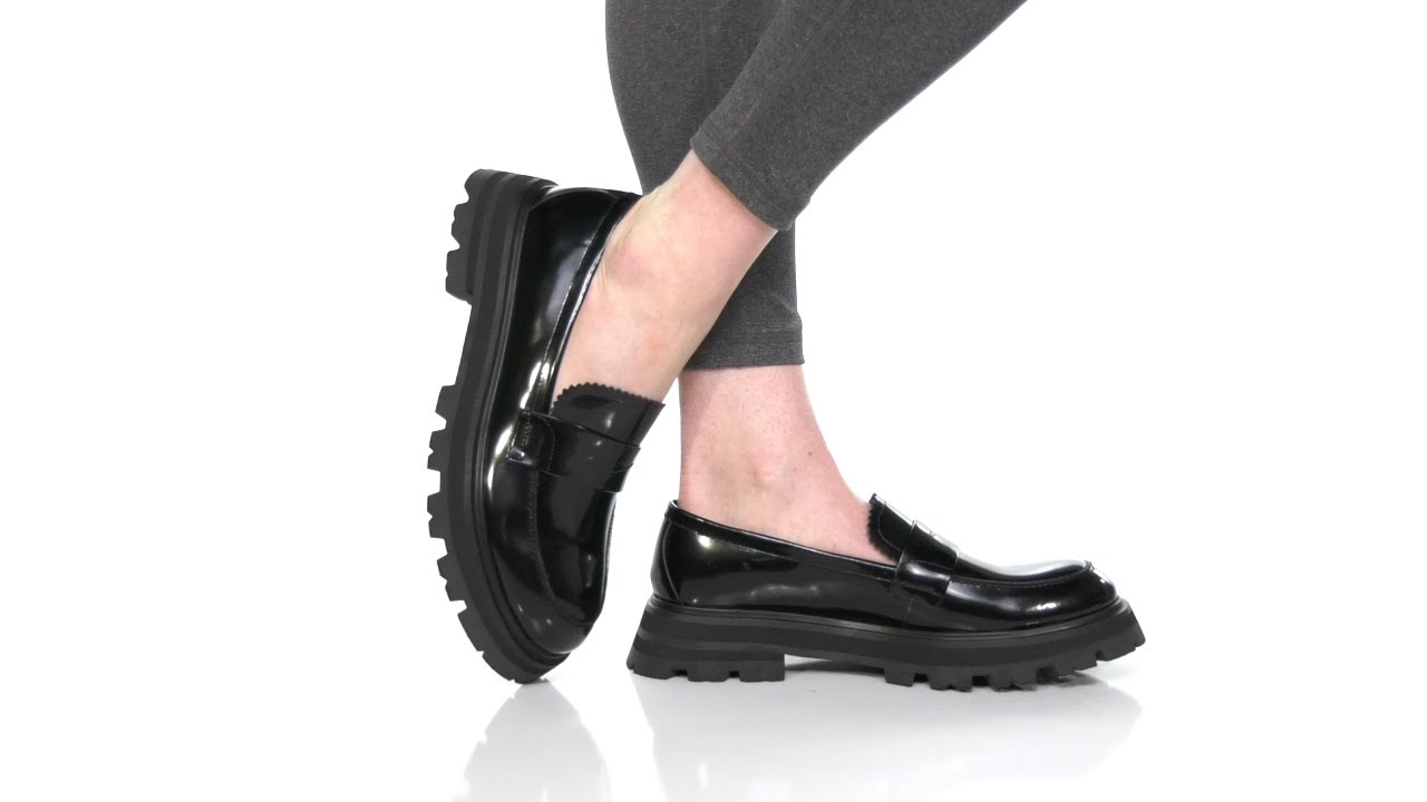 Tony Bianco Axell SKU: 9821948 - YouTube