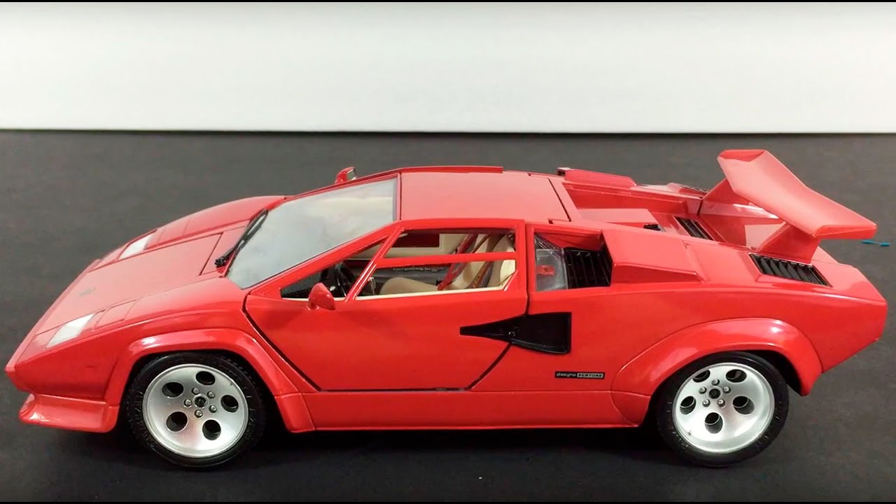 ブラーゴ製 Lamborghini Countach (1988) 1/18 1988 Lamborghini