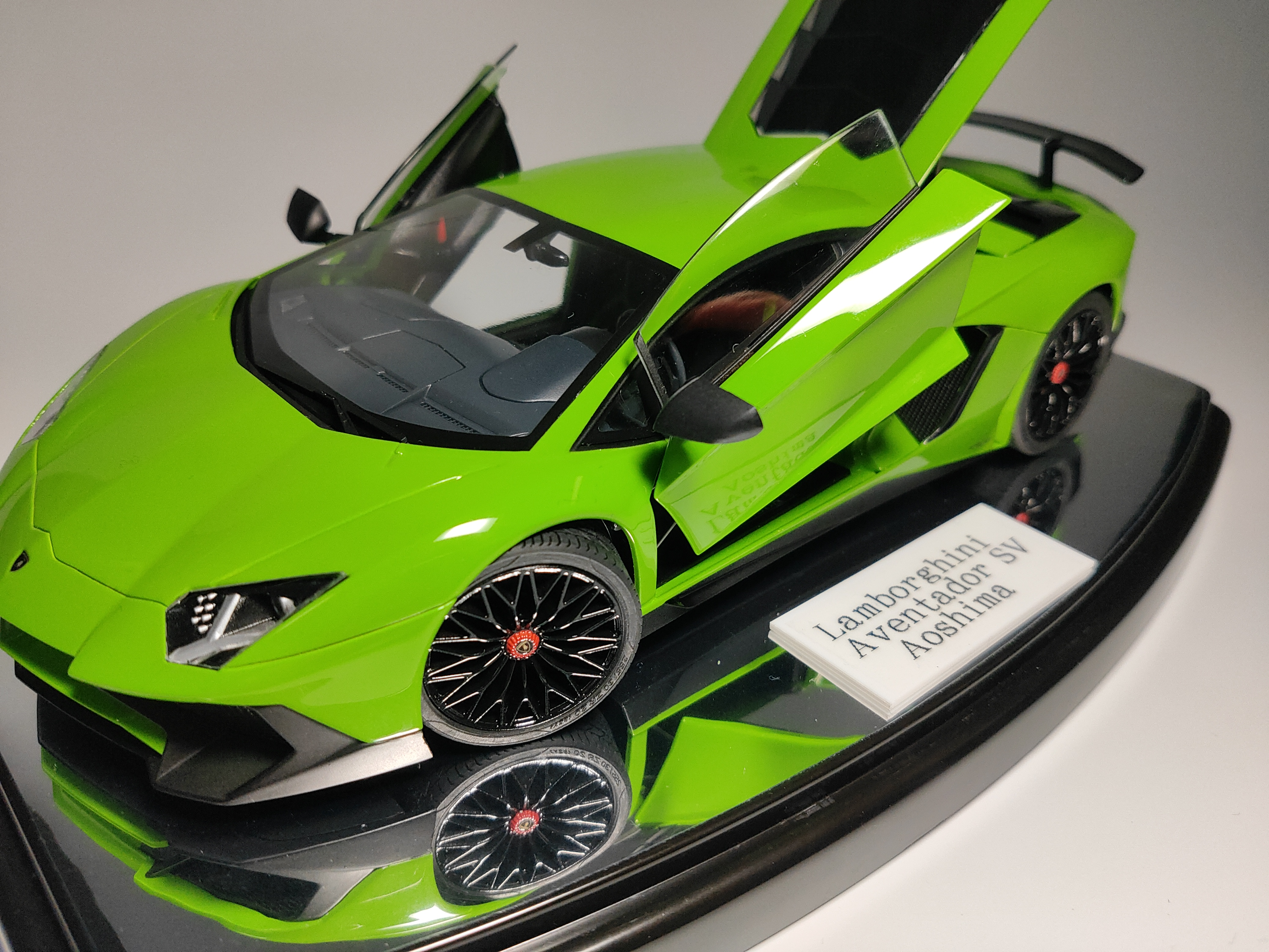 アオシマ ランボルギーニ アヴェンタドール SV 製作ブログ 完成品