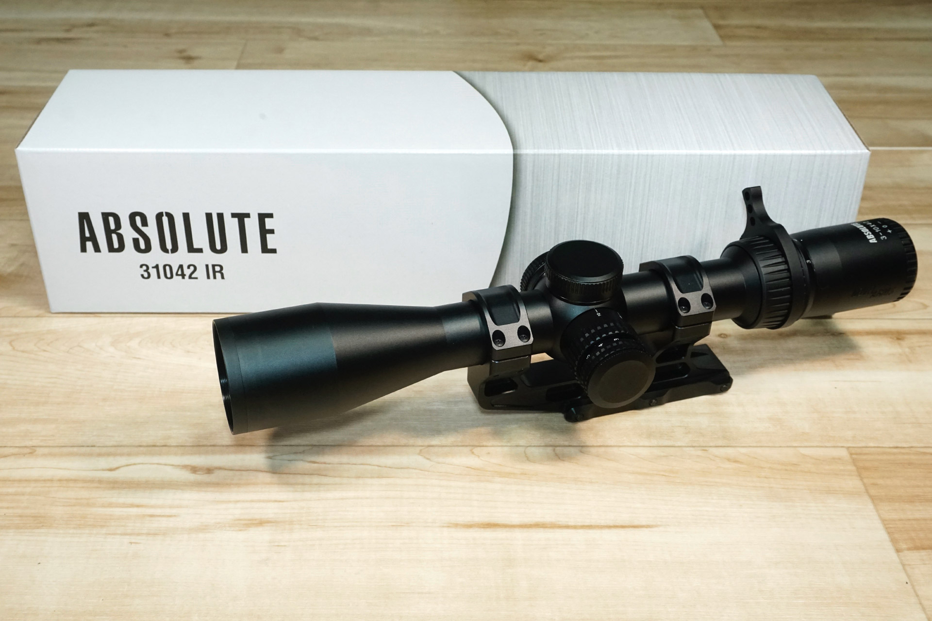NOVEL ARMS ABSOLUTE 31042 IR 3-10×42 ライフルスコープのレビュー