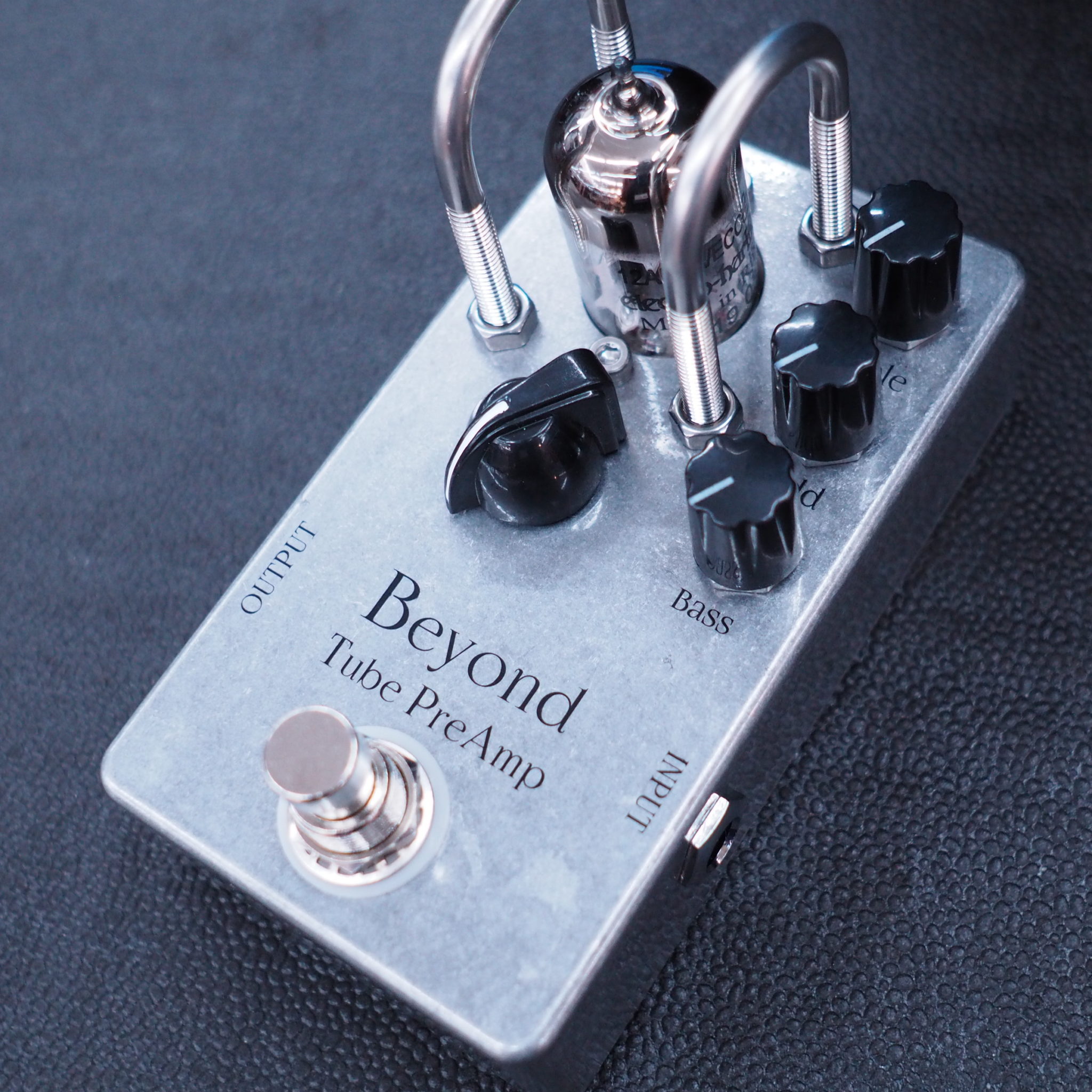 音へのこだわりが生む真空管搭載ペダル「Beyond Tube」楽器奏庫