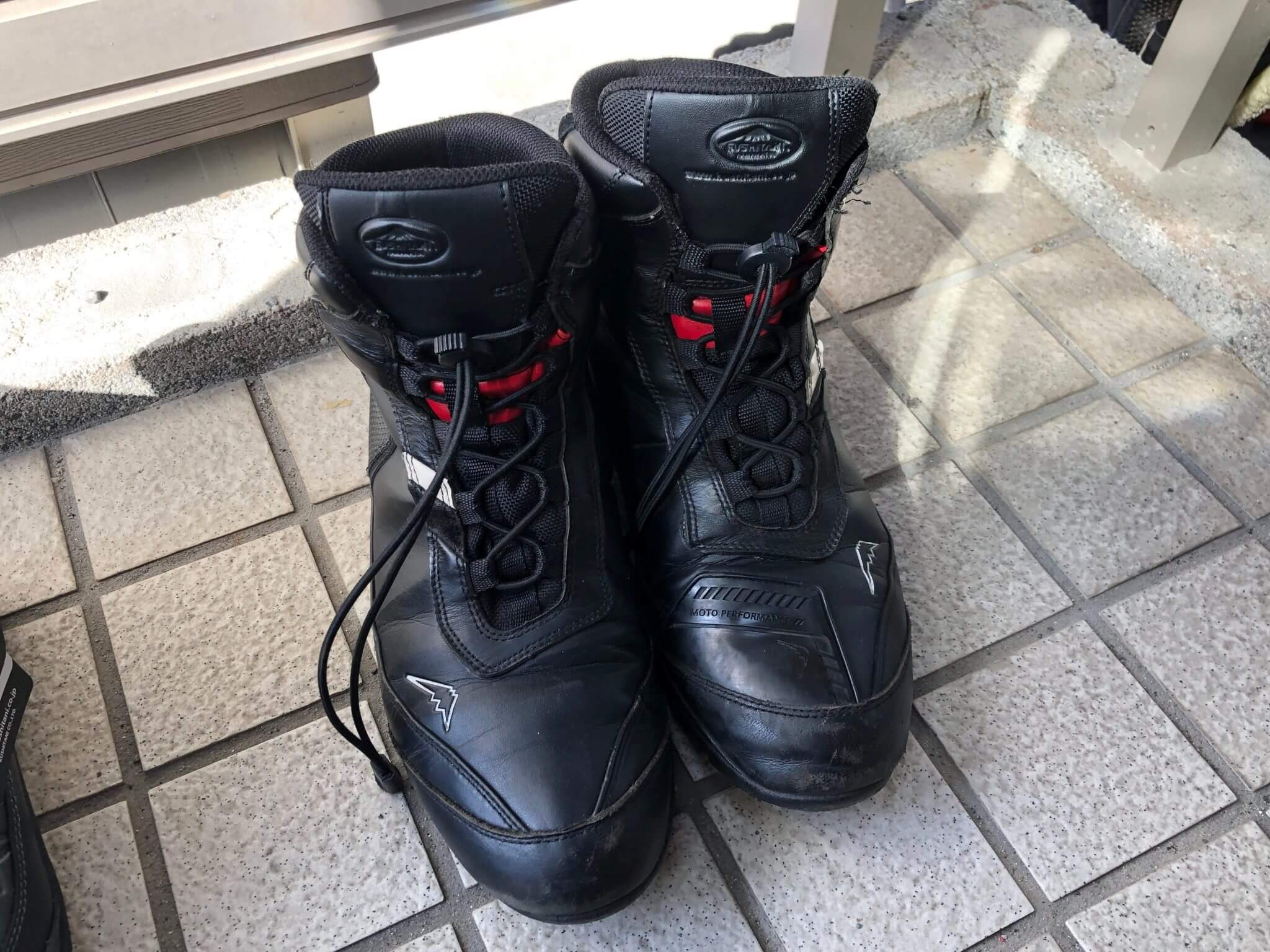 クシタニ アドーネシューズ(K-4575)を買い替え