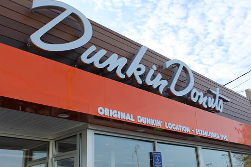 ダンキン・ドーナツ第1号店 – ボストン郊外のクインシーにある歴史的な